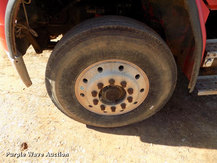 image for item DD5347 1998 Freightliner FL80 dump truck