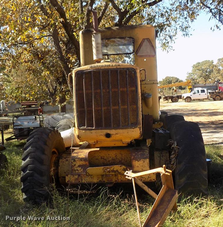 image for item DD5352 Caterpillar 12 rigid frame motor grader