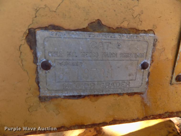 image for item DD5352 Caterpillar 12 rigid frame motor grader