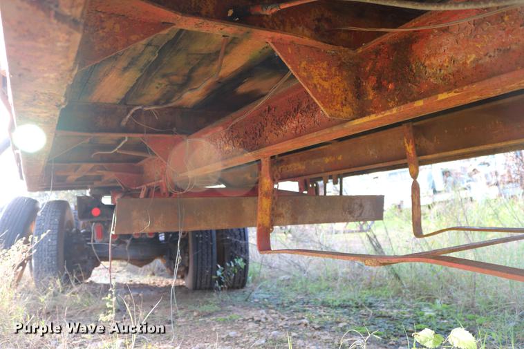 image for item DD5357 Flatbed trailer
