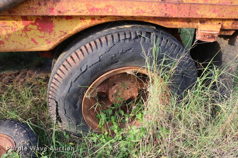 image for item DD5357 Flatbed trailer