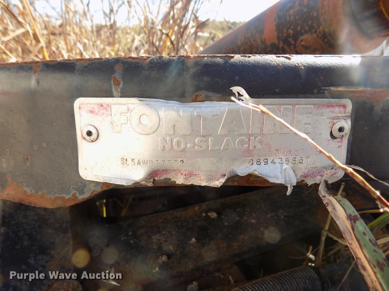 image for item DD5366 1995 International 8200 flatbed truck