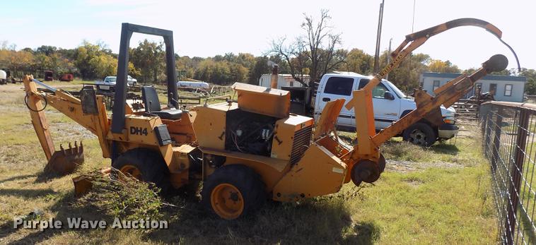 image for item DD5373 1980 Case DH4 trencher