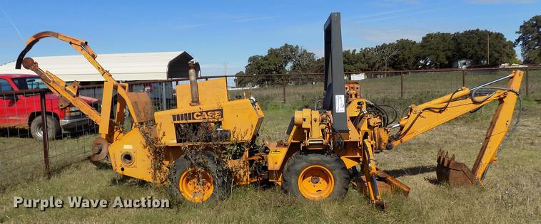 image for item DD5373 1980 Case DH4 trencher