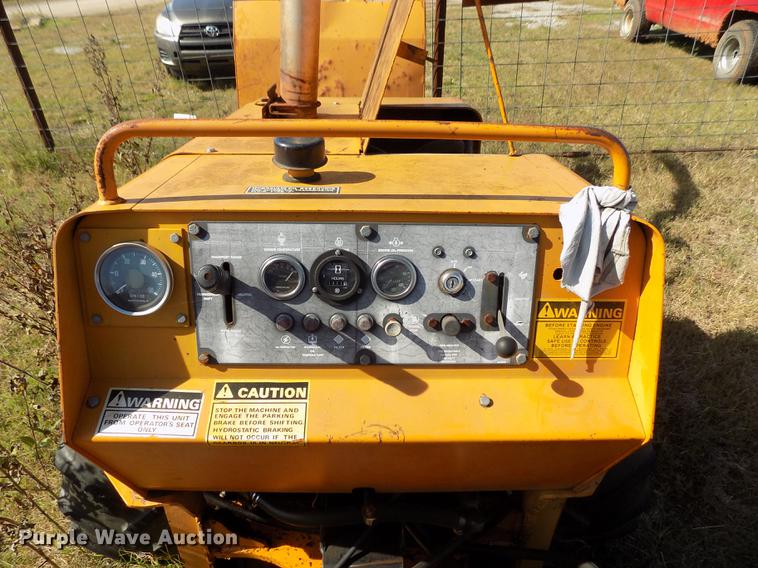 image for item DD5373 1980 Case DH4 trencher