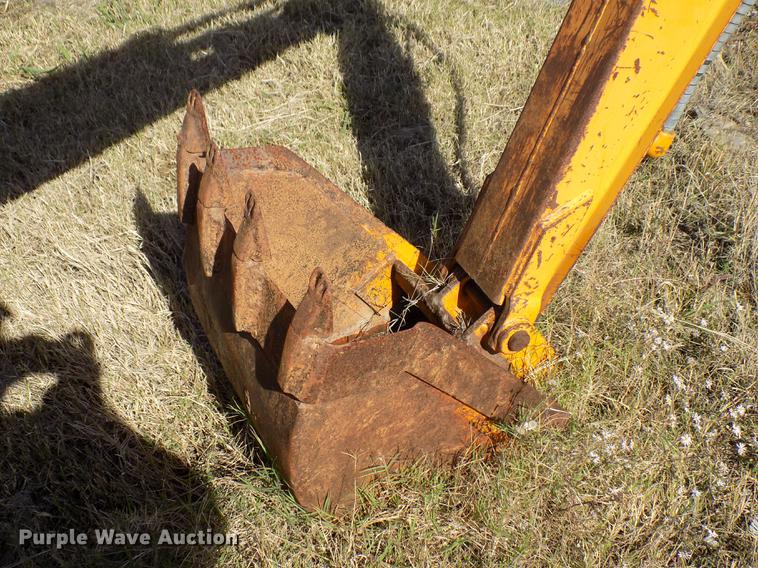 image for item DD5373 1980 Case DH4 trencher