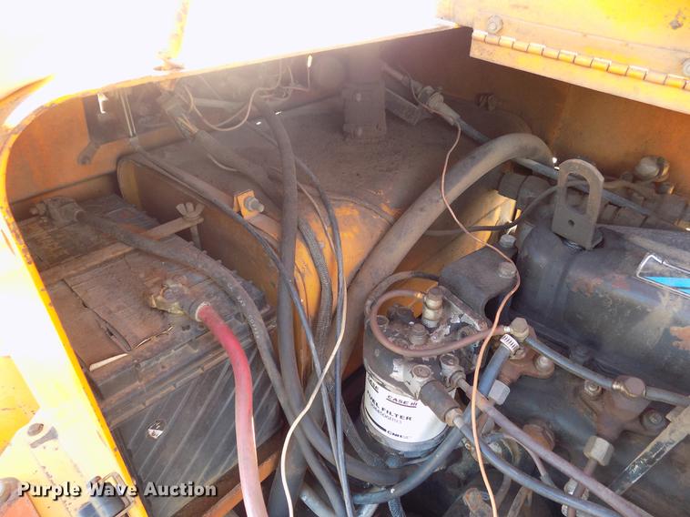 image for item DD5373 1980 Case DH4 trencher