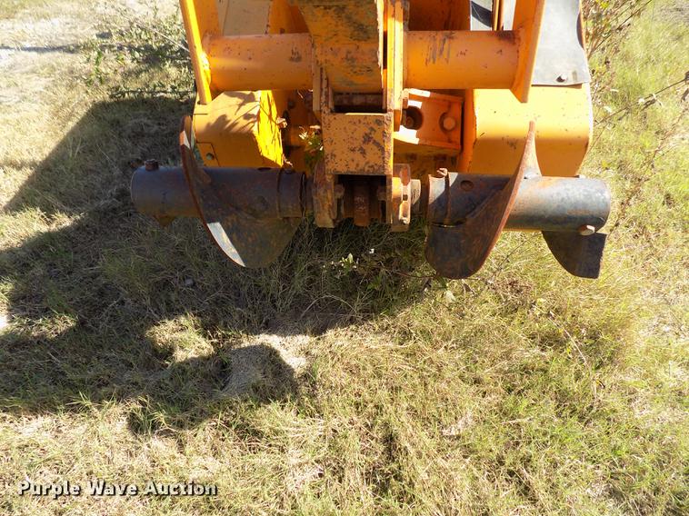 image for item DD5373 1980 Case DH4 trencher