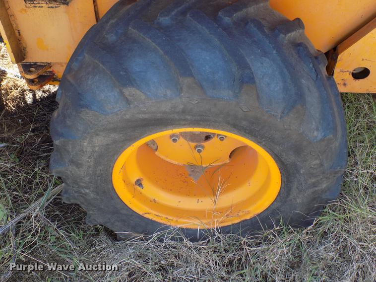 image for item DD5373 1980 Case DH4 trencher