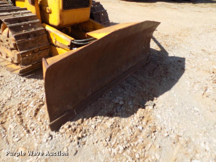 image for item DD5378 John Deere 450B dozer