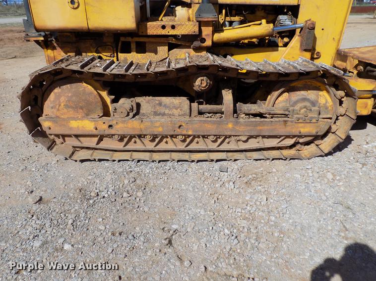 image for item DD5378 John Deere 450B dozer