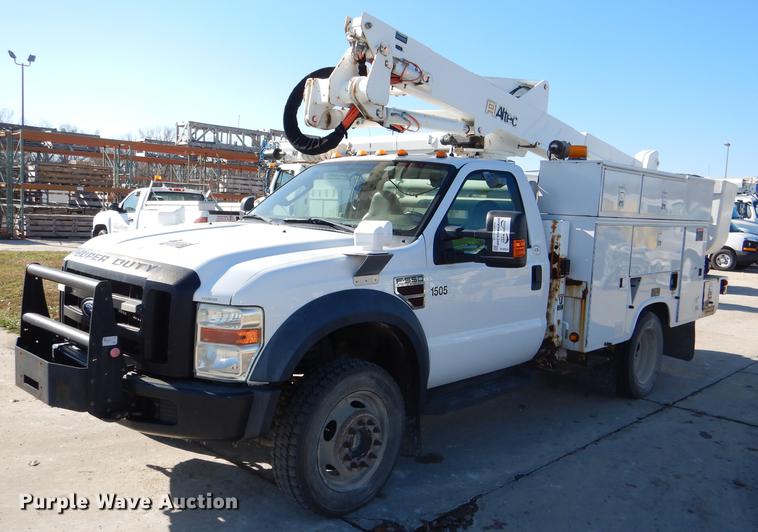 image for item DD8934 2008 Ford F550 Super Duty XL bucket truck