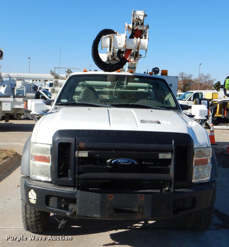 image for item DD8934 2008 Ford F550 Super Duty XL bucket truck
