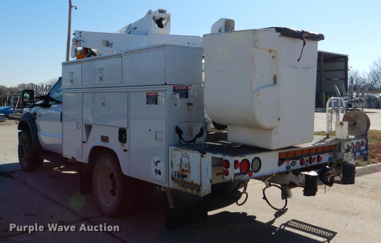 image for item DD8934 2008 Ford F550 Super Duty XL bucket truck