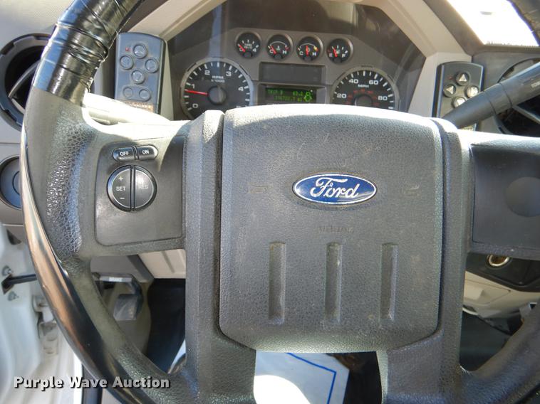 image for item DD8934 2008 Ford F550 Super Duty XL bucket truck