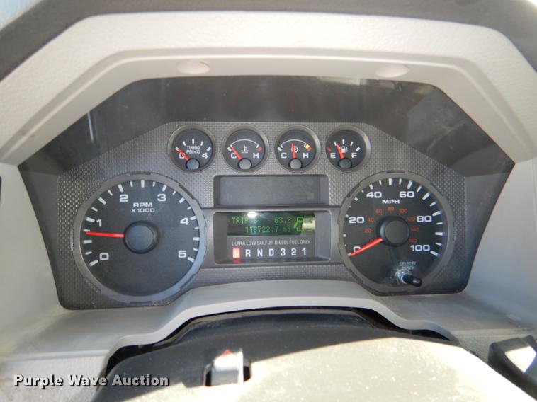 image for item DD8934 2008 Ford F550 Super Duty XL bucket truck