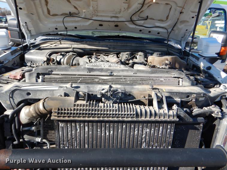image for item DD8934 2008 Ford F550 Super Duty XL bucket truck