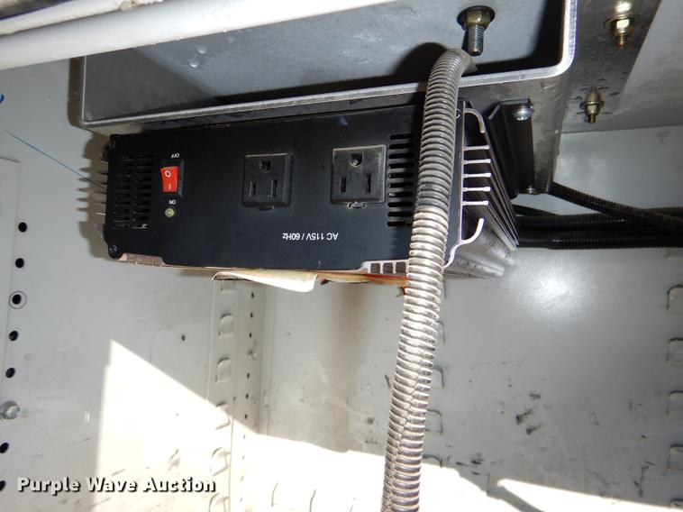 image for item DD8934 2008 Ford F550 Super Duty XL bucket truck