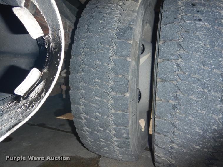 image for item DD8934 2008 Ford F550 Super Duty XL bucket truck