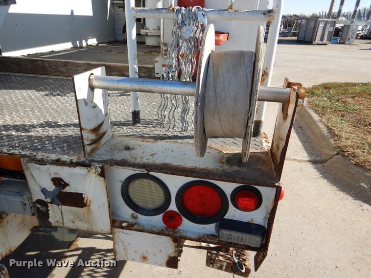 image for item DD8934 2008 Ford F550 Super Duty XL bucket truck