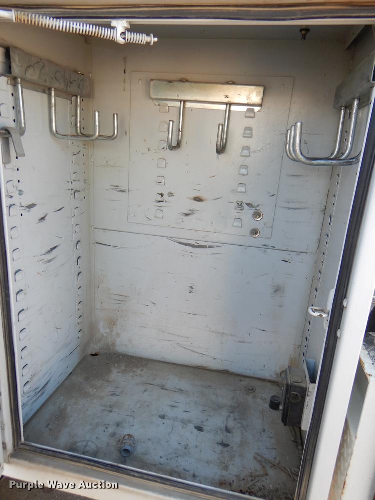 image for item DD8934 2008 Ford F550 Super Duty XL bucket truck