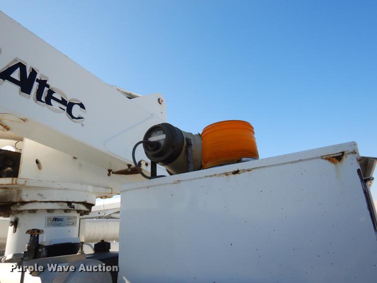 image for item DD8934 2008 Ford F550 Super Duty XL bucket truck