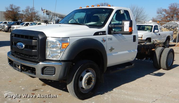 image for item DD8959 2012 Ford F550 Super Duty truck cab and chassis