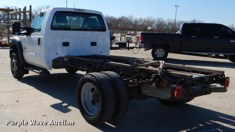 image for item DD8959 2012 Ford F550 Super Duty truck cab and chassis