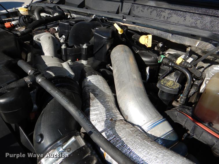 image for item DD8959 2012 Ford F550 Super Duty truck cab and chassis