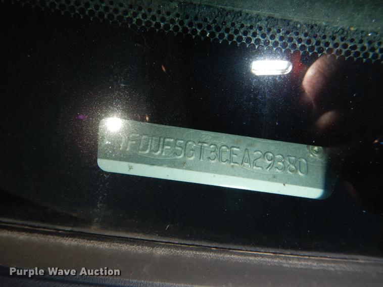 image for item DD8959 2012 Ford F550 Super Duty truck cab and chassis