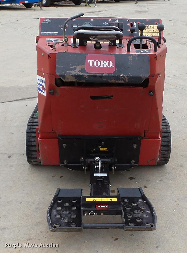 image for item DE4940 2013 Toro TX525 compact utility loader