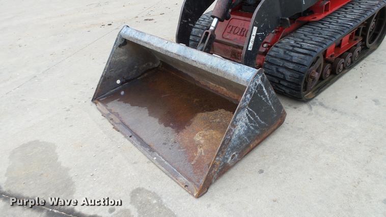 image for item DE4940 2013 Toro TX525 compact utility loader
