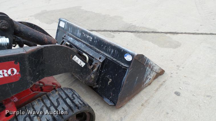 image for item DE4940 2013 Toro TX525 compact utility loader