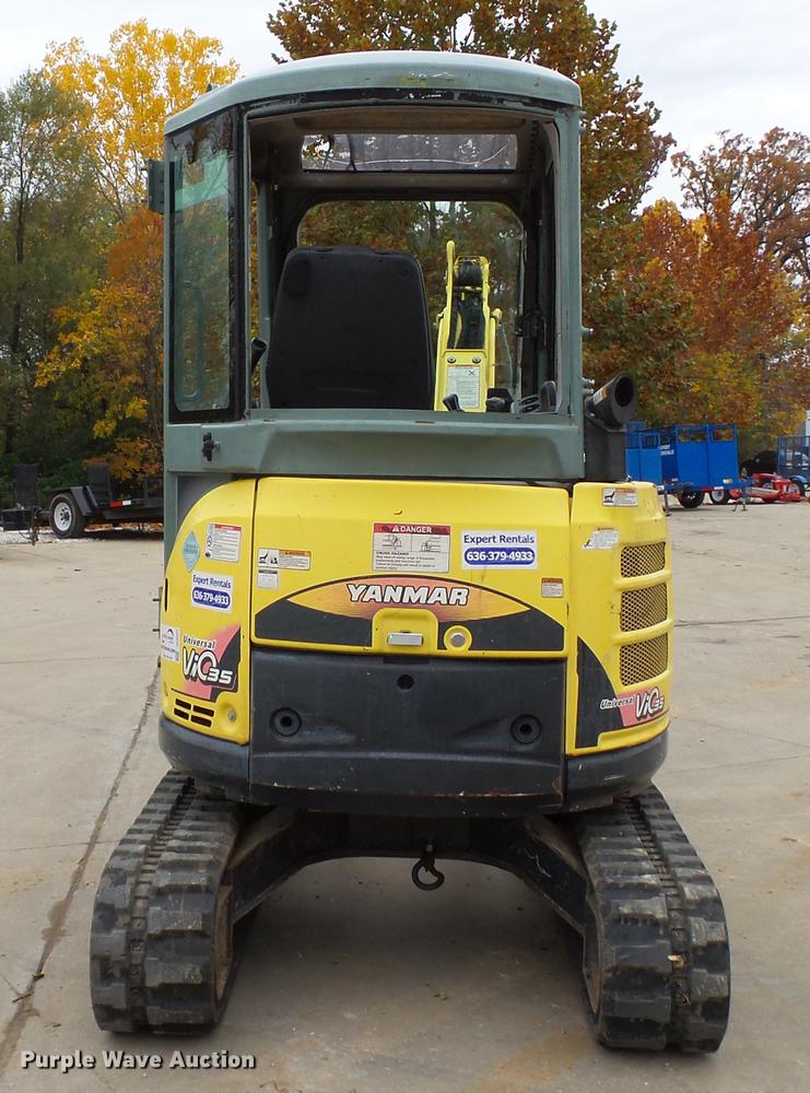 image for item DE4944 2011 Yanmar VI035-5B mini excavator