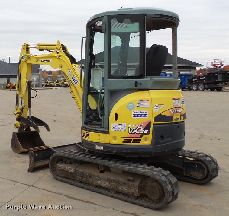 image for item DE4944 2011 Yanmar VI035-5B mini excavator