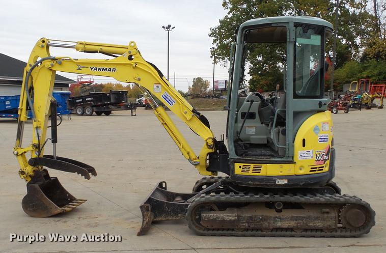 image for item DE4944 2011 Yanmar VI035-5B mini excavator
