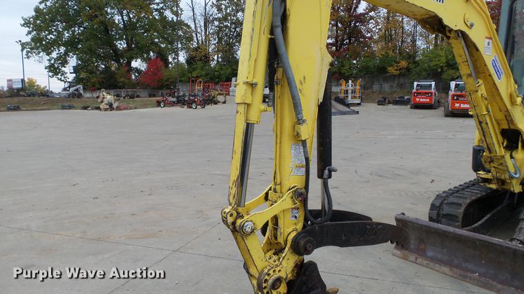 image for item DE4944 2011 Yanmar VI035-5B mini excavator