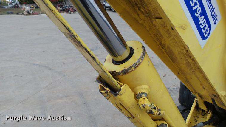 image for item DE4944 2011 Yanmar VI035-5B mini excavator