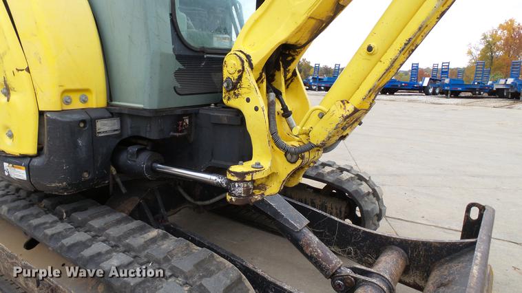 image for item DE4944 2011 Yanmar VI035-5B mini excavator