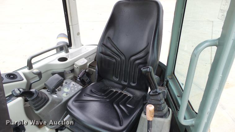 image for item DE4944 2011 Yanmar VI035-5B mini excavator