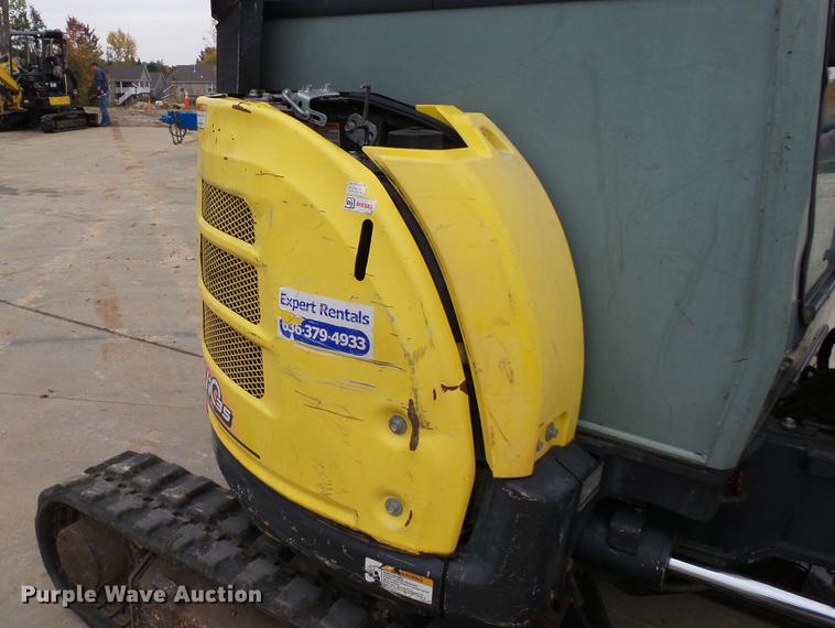 image for item DE4944 2011 Yanmar VI035-5B mini excavator