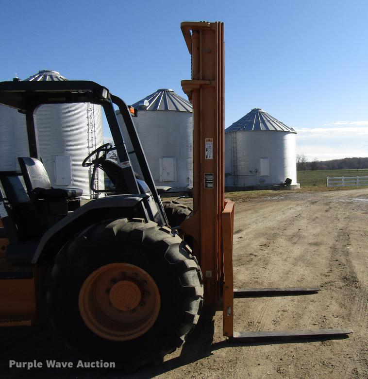 image for item DE5927 2010 Case 588G forklift