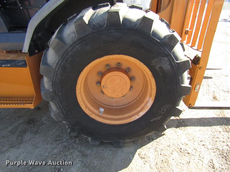 image for item DE5927 2010 Case 588G forklift