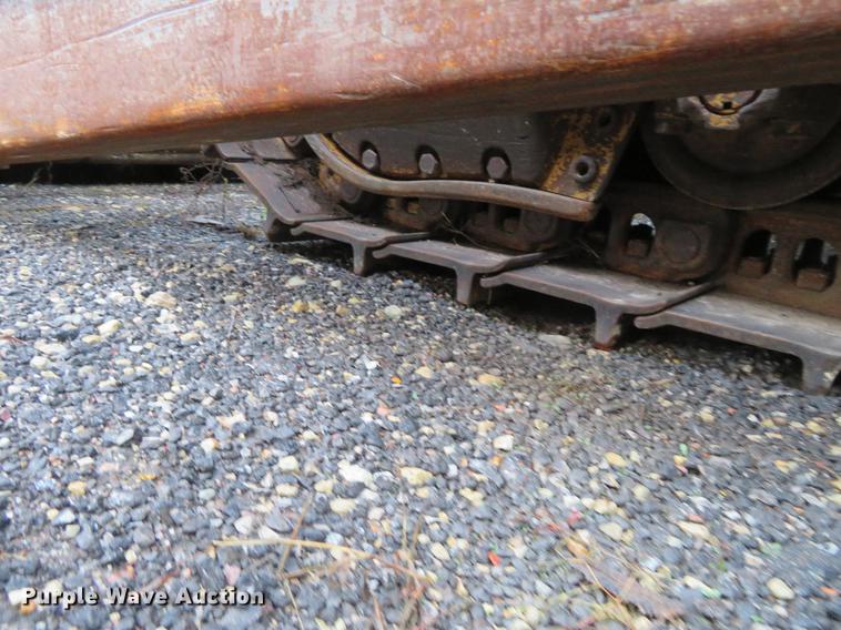 image for item DE6535 1974 Caterpillar D8H dozer