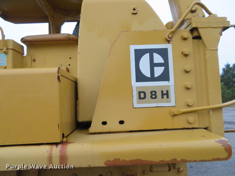 image for item DE6535 1974 Caterpillar D8H dozer