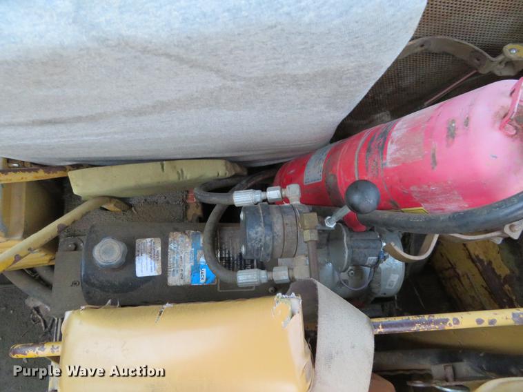 image for item DE6536 1974 Caterpillar 980B wheel loader