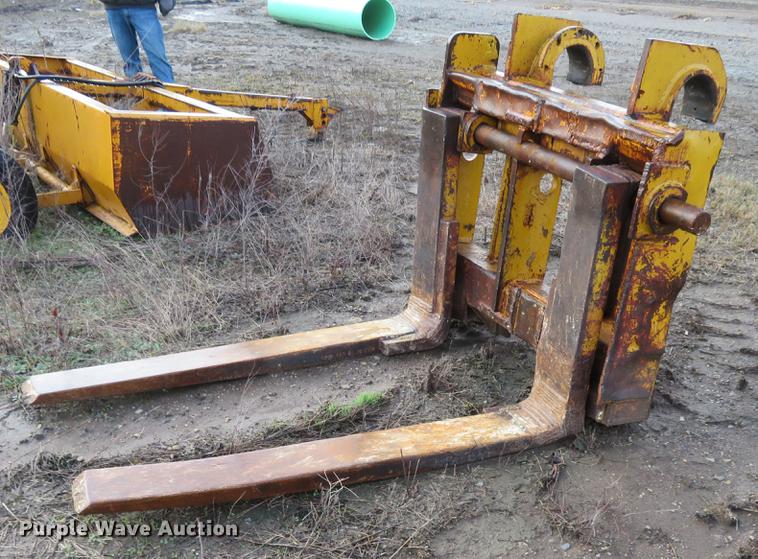 image for item DE6536 1974 Caterpillar 980B wheel loader