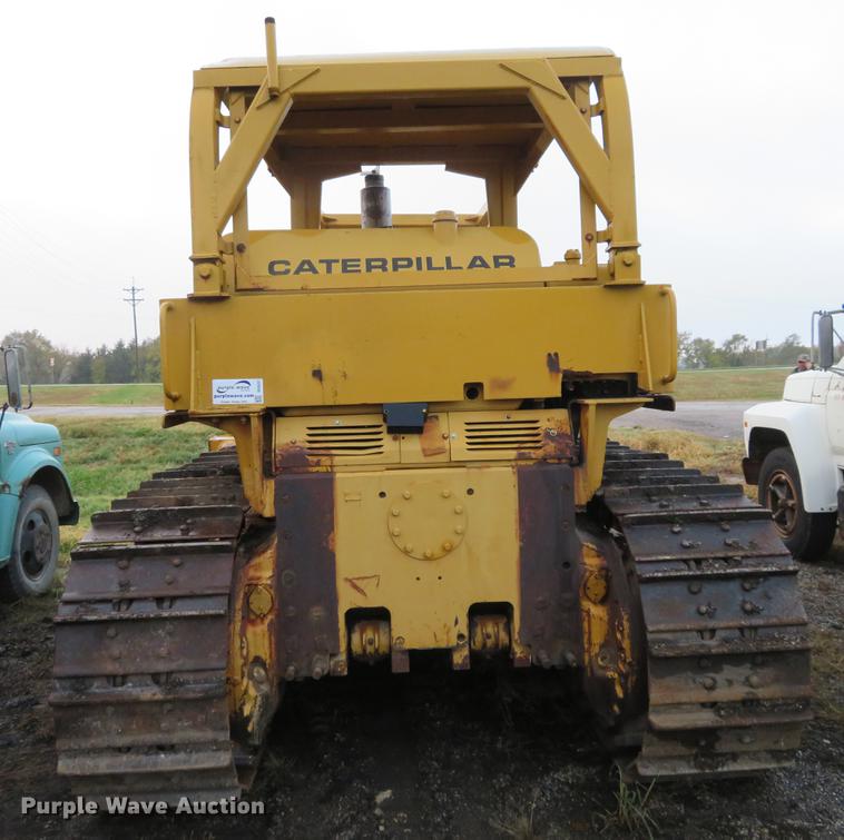 image for item DE6537 1969 Caterpillar D8H dozer