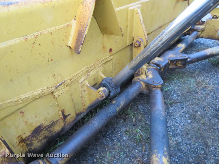 image for item DE6537 1969 Caterpillar D8H dozer