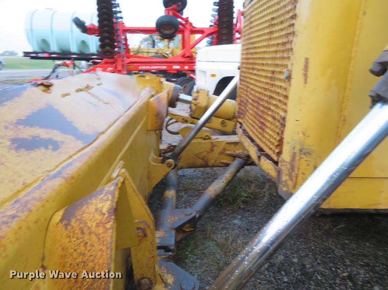 image for item DE6537 1969 Caterpillar D8H dozer